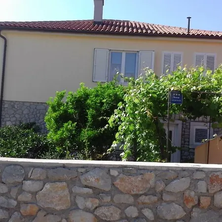 Mladen Apartment