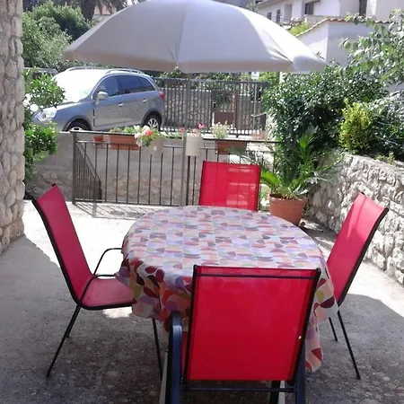 Apartamento Mladen